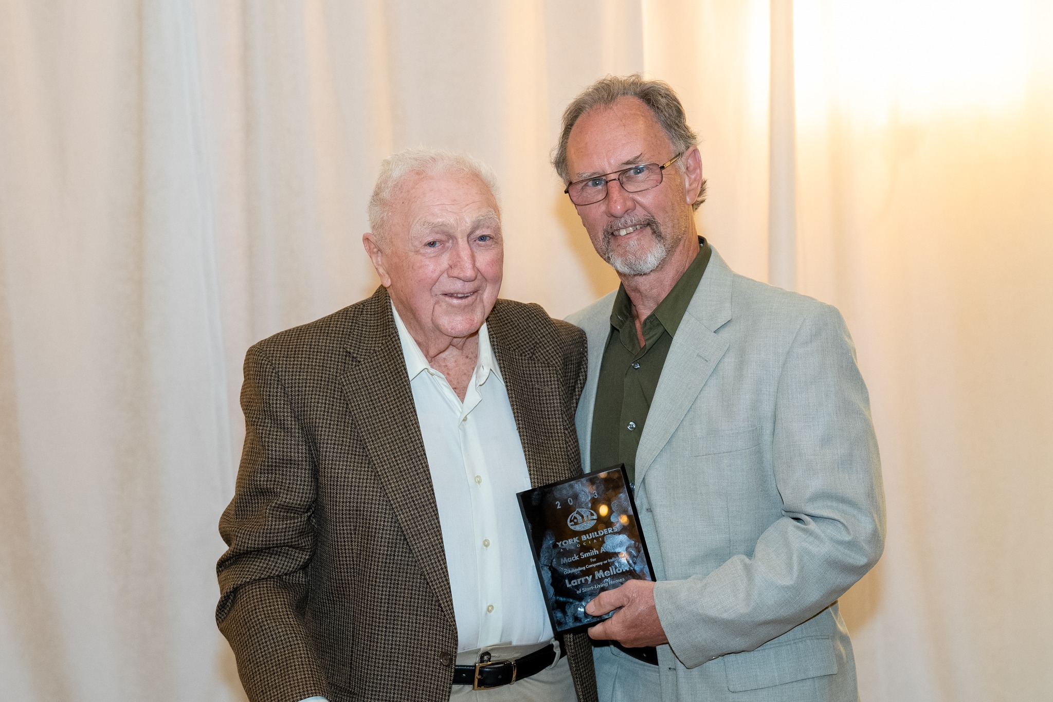 Larry Mellott Receives 2023 Mack Smith Award